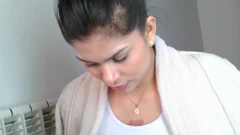 Snapshot of emmie_xxx chatting on 02.26.25 emmie online show from 02.26.25