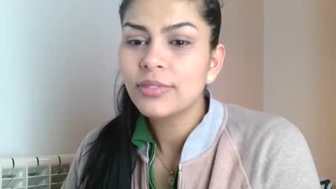 Snapshot of emmie_xxx chatting on 02.27.25 emmie online show from 02.27.25