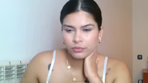 Snapshot of emmie_xxx chatting on 09.25.25 emmie online show from 09.25.25