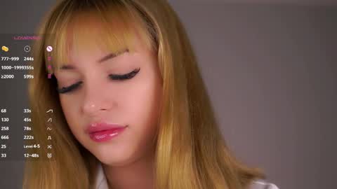 Aurora online show from 04.19.26