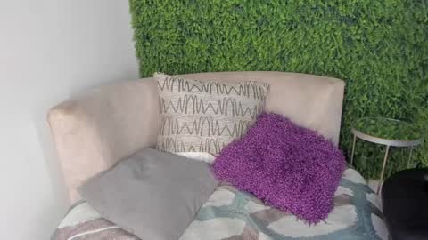 Snapshot of emmiily_z chatting on 01.31.25 Emmiily online show from 01.31.25