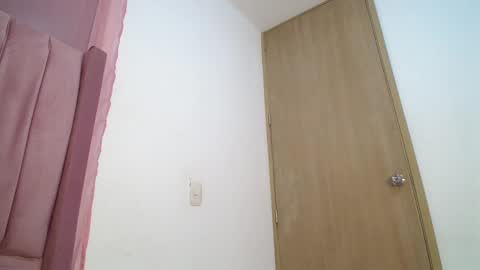 emmily online show from 02.18.25