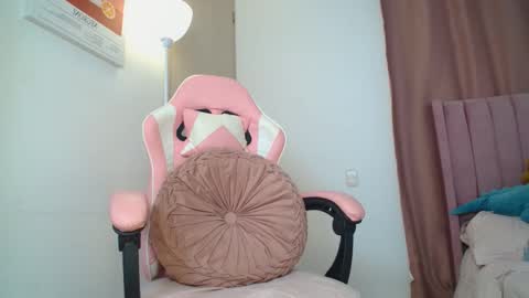 emmily online show from 02.25.26