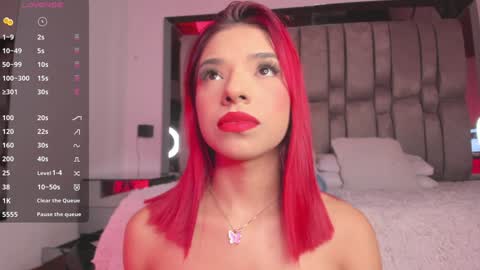 Snapshot of emmily_savage chatting on 12.14.24 online show from 12.14.24