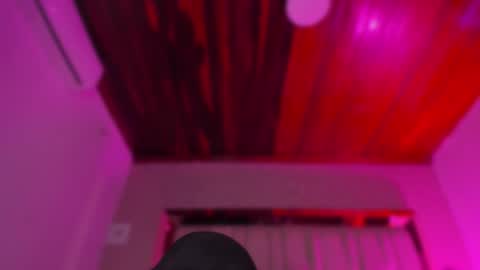    online show from 11.01.25