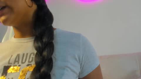 Snapshot of emmilybratz chatting on 05.16.26 EMMILY online show from 05.16.26