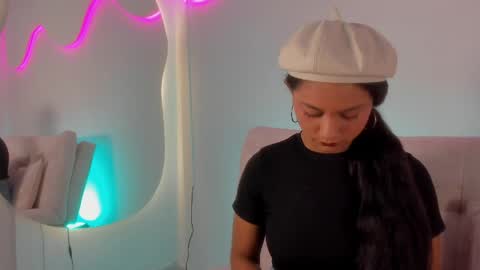 Snapshot of emmilybratz chatting on 05.23.26 EMMILY online show from 05.23.26