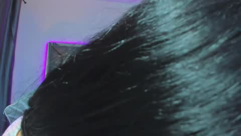 Emmily Santibaez online show from 12.09.24