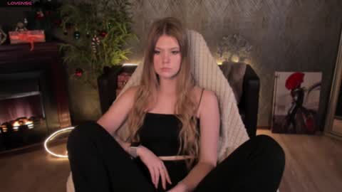 Emmy Fearon online show from 12.21.24