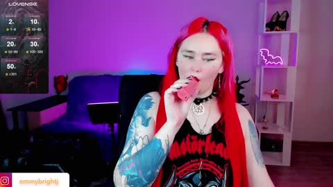 Emmy Bright     50  online show from 01.17.25