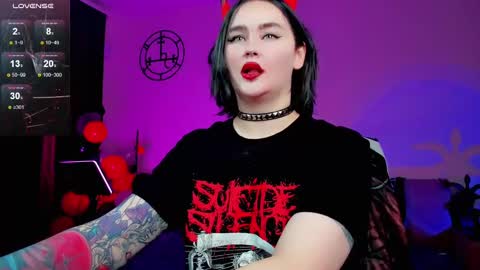 Emmy Bright     50  online show from 02.25.25