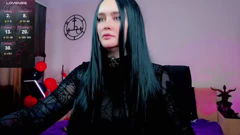 Emmy Bright     50  online show from 03.01.25