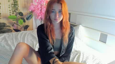 Snapshot of emmyfoxxofficial chatting on 06.03.26 Emmylie online show from 06.03.26