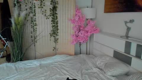 Snapshot of emmyfoxxofficial chatting on 06.24.26 Emmylie online show from 06.24.26