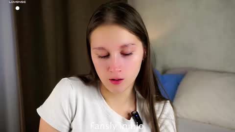 Snapshot of emmyleri chatting on 10.24.25 Emmy online show from 10.24.25