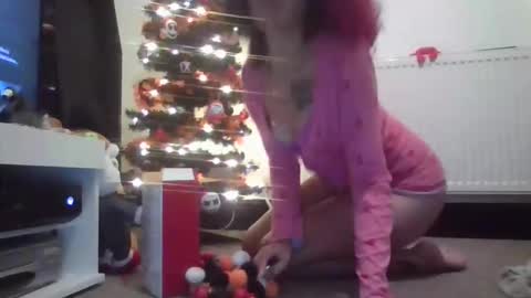 emokitty2003 online show from 11.29.25