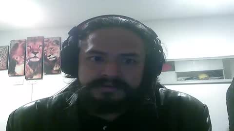 Snapshot of emperor_content chatting on 11.02.25 Nelson Mantilla Len online show from 11.02.25