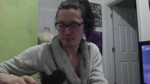 empusalamia online show from 01.22.25