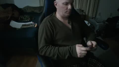 Snapshot of emsguy1 chatting on 01.06.25 Matt online show from 01.06.25