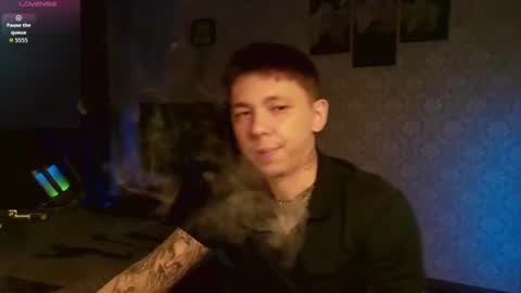 Snapshot of emveeboy96 chatting on 06.11.26 emveeboy96 online show from 06.11.26