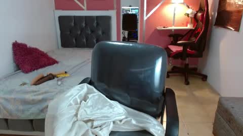 Emy online show from 02.01.25