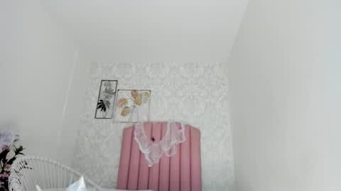 Mili online show from 10.18.25