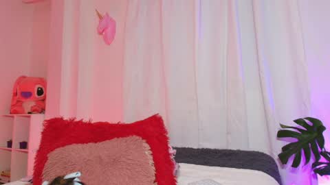 Emy online show from 05.25.26