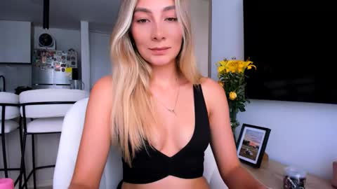 emyconneer online show from 01.07.25