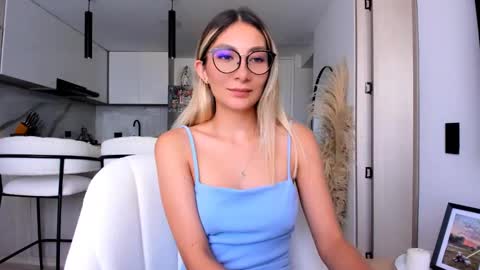 emyconneer online show from 01.23.25