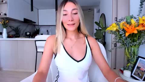 emyconneer online show from 02.12.25