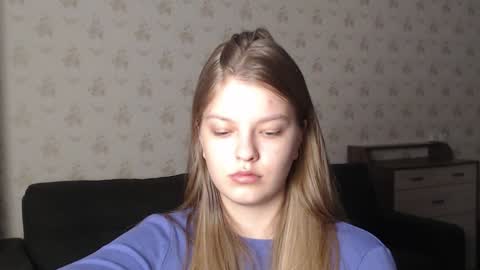 Snapshot of emysway chatting on 12.29.24 EmySway online show from 12.29.24