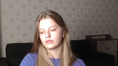 Snapshot of emysway chatting on 12.30.24 EmySway online show from 12.30.24