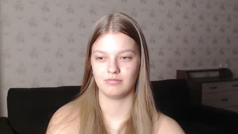 Snapshot of emysway chatting on 02.12.25 EmySway online show from 02.12.25