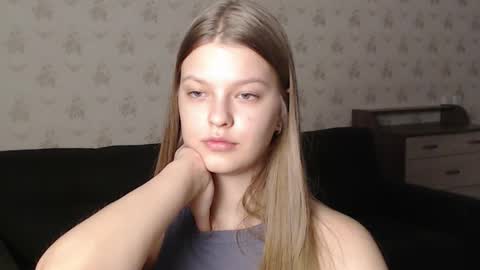 Snapshot of emysway chatting on 02.23.25 EmySway online show from 02.23.25