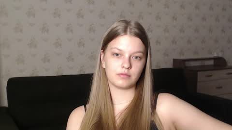 Snapshot of emysway chatting on 02.25.25 EmySway online show from 02.25.25