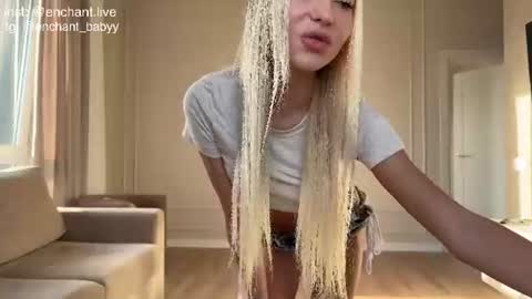 Snapshot of enchant_baby_ chatting on 06.26.26 My name is Eva online show from 06.26.26