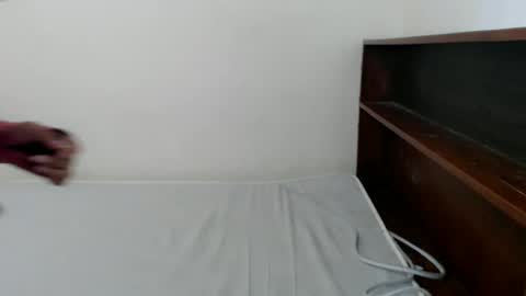 Snapshot of enchantress_nica69x chatting on 01.28.25 Nica online show from 01.28.25