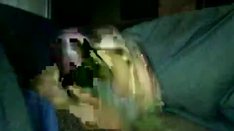 encormoi online show from 12.22.25