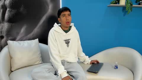 Snapshot of ender_h0t chatting on 02.07.26 Ender online show from 02.07.26