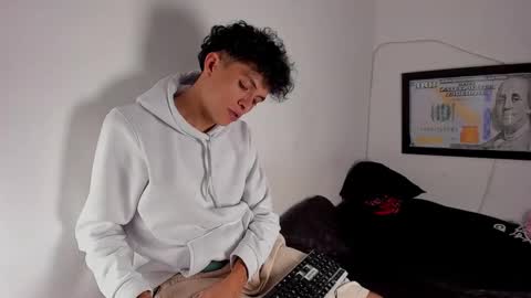 Salo online show from 03.22.26