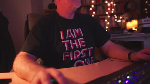 Snapshot of energybra chatting on 02.27.25 uk online show from 02.27.25