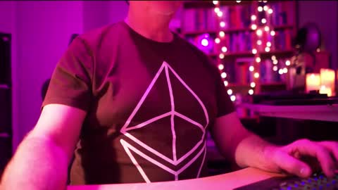 uk online show from 11.20.25