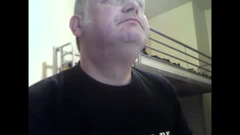 englishguysurrey online show from 01.06.26