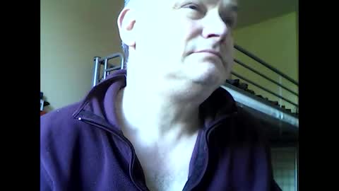 englishguysurrey online show from 03.17.26