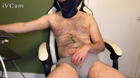 englishshyguyuk online show from 03.15.26