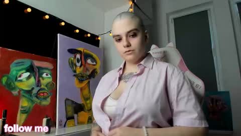 Snapshot of enigmastella chatting on 12.15.25 enigmastella online show from 12.15.25