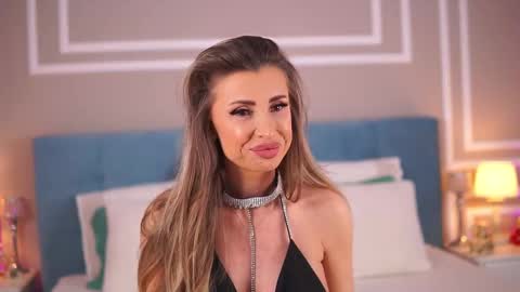 Snapshot of enjoyableemma chatting on 02.27.25 Emma online show from 02.27.25