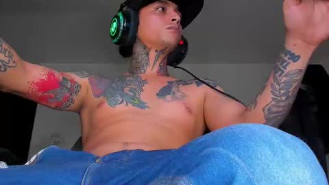 Snapshot of enjoymycock99 chatting on 02.11.25 enjoymycock99 online show from 02.11.25