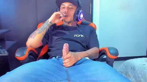 Snapshot of enjoymycock99 chatting on 09.29.25 enjoymycock99 online show from 09.29.25