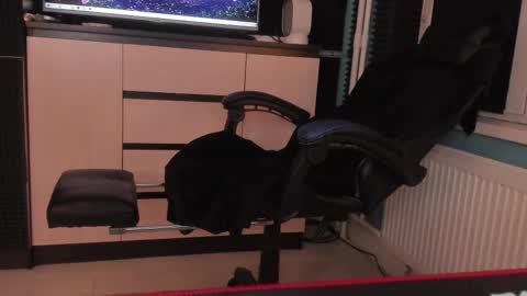 Enker online show from 02.24.25